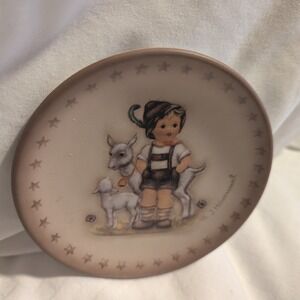 Goebel Hummel Little Goat Herder Mini Plate Hum 988 18th Ed 1995 Germany 3.125in